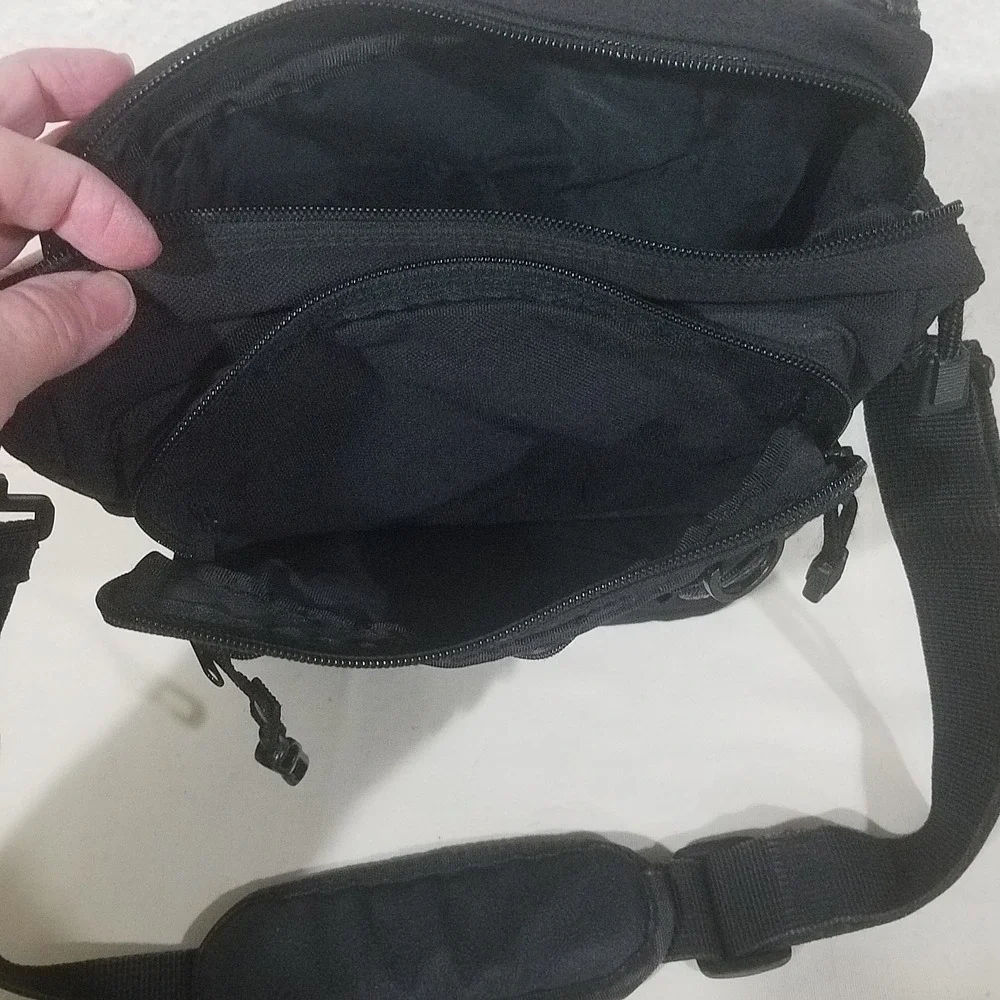 Black‎ Messenger Bag Crossbody multipocket The Walking Co Certified Walking Gear